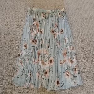 H&M NEW Pleated Maxi Skirt